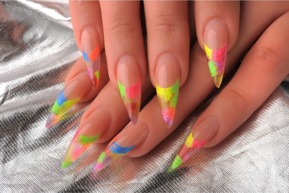 nail cầu vồng