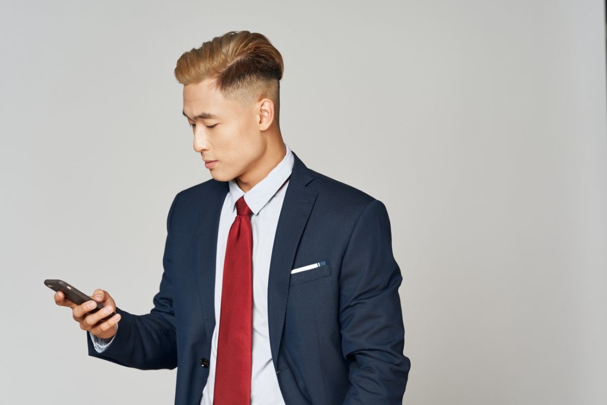 Kiểu tóc nam ngắn 2024 Short Quiff cực chất