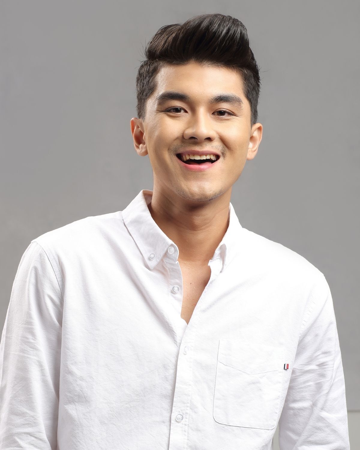 Tóc nam ngắn vuốt ngược