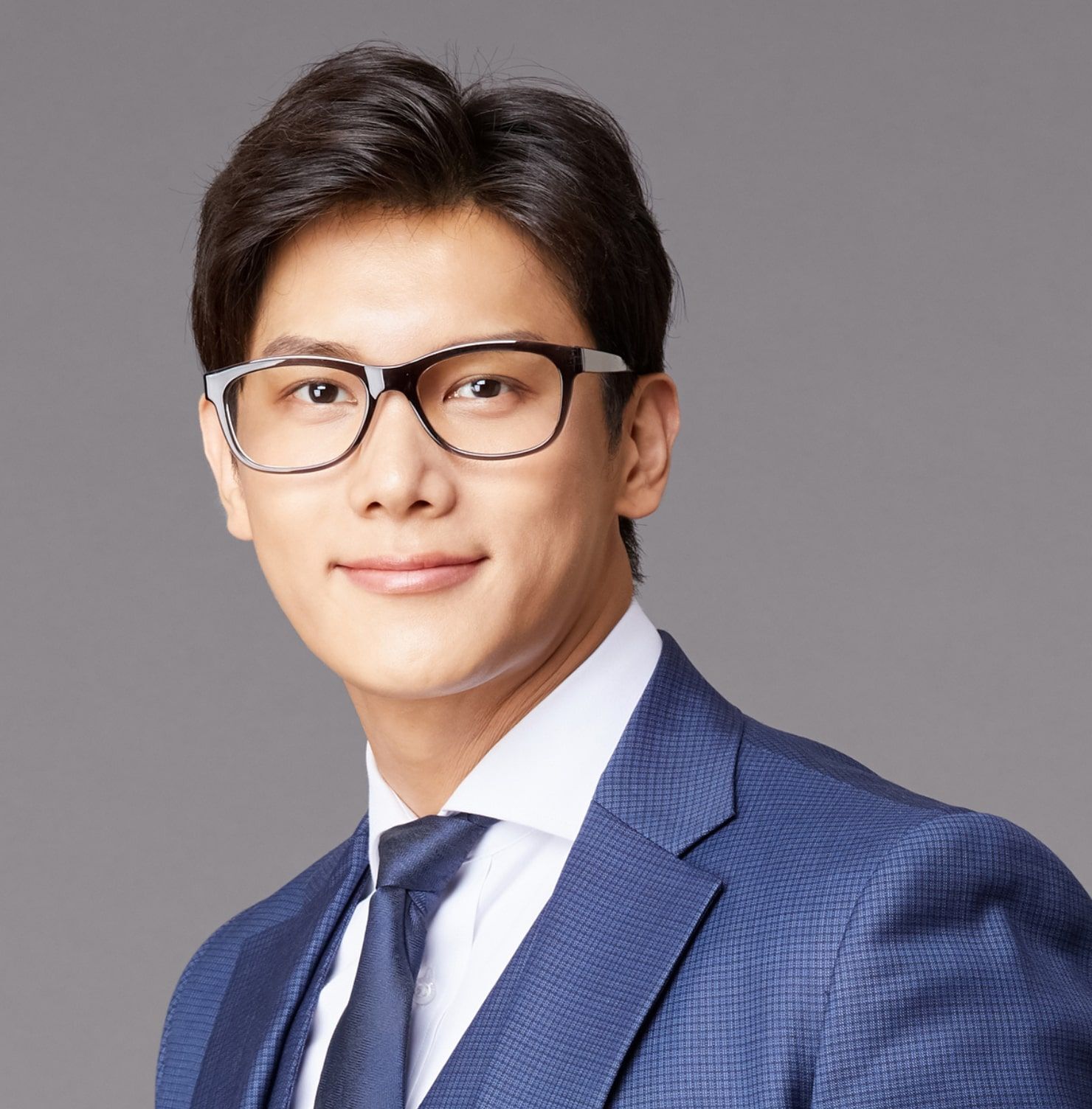 Tóc 6/4 nam mặt vuông