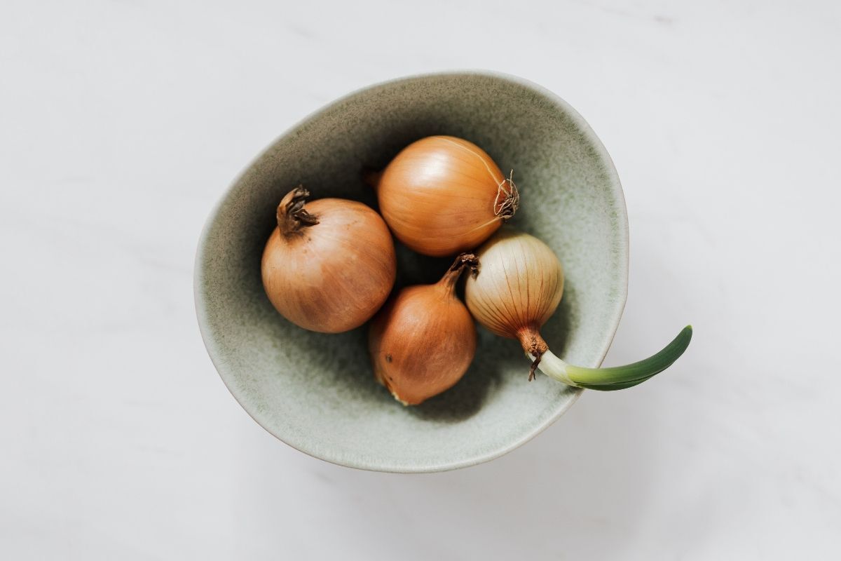 Cách trị rụng tóc bằng hành tây