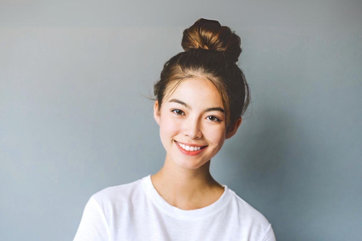 kiểu búi cao phồng 