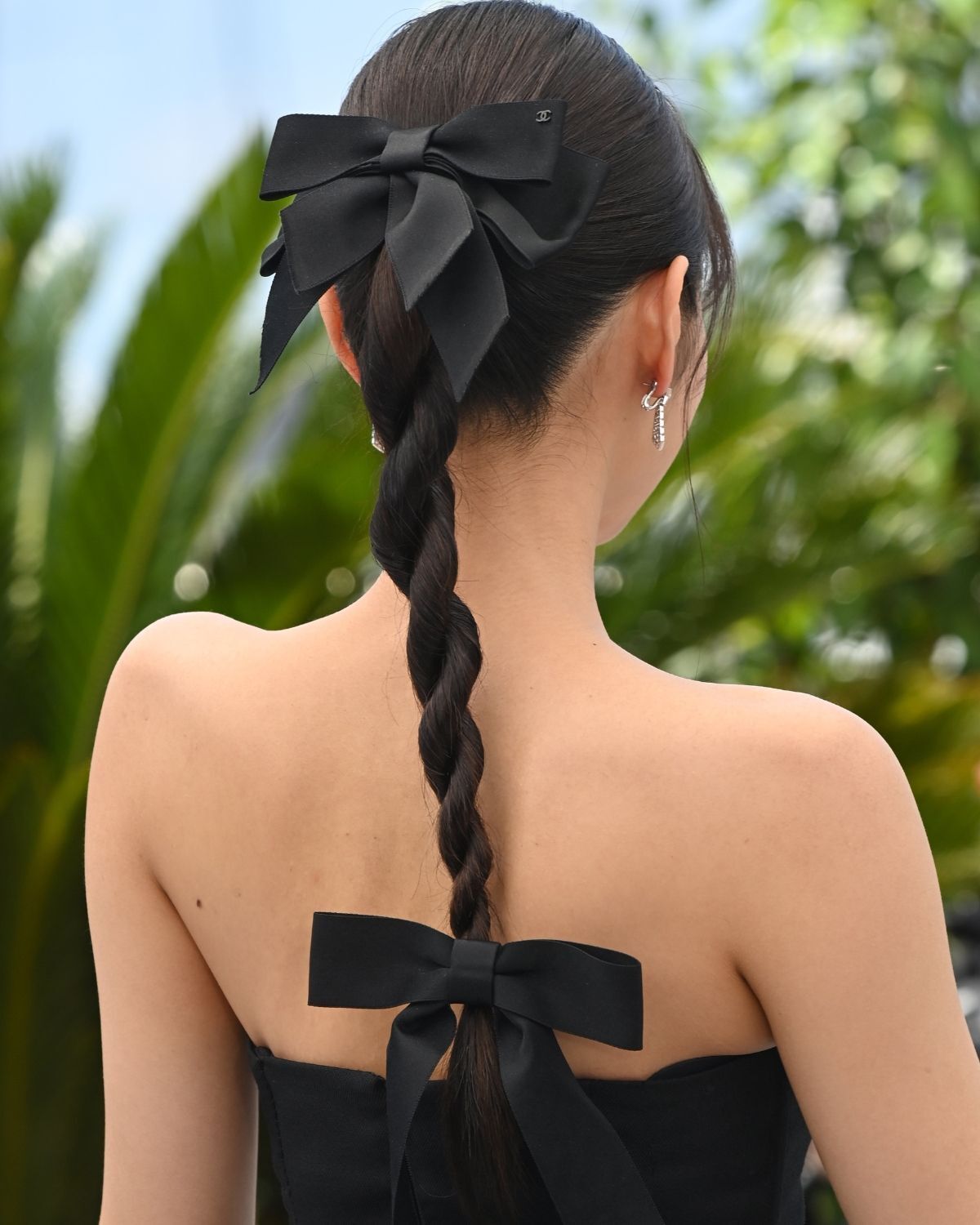 Buộc tóc vặn thừng đẹp.