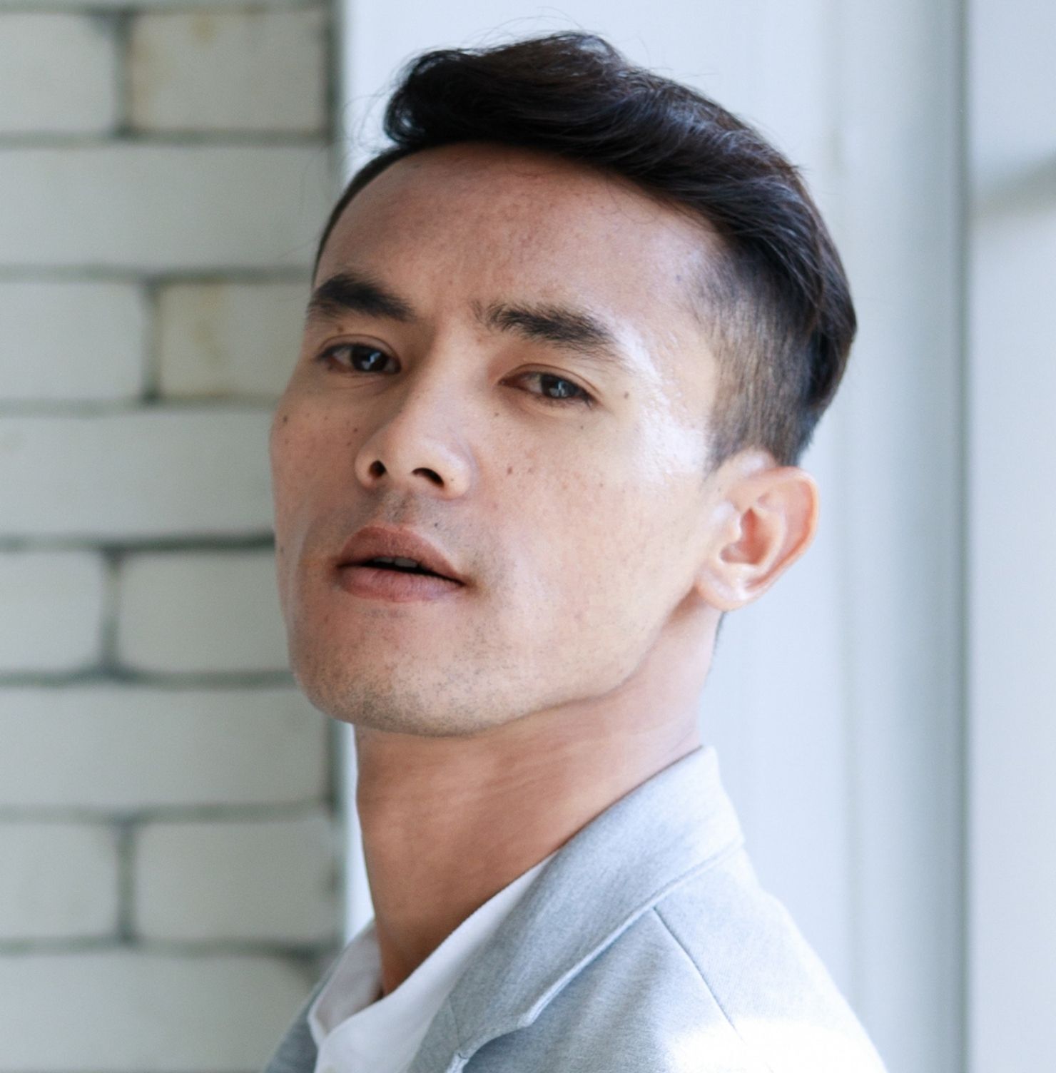 kiểu tóc undercut nam cổ điển 