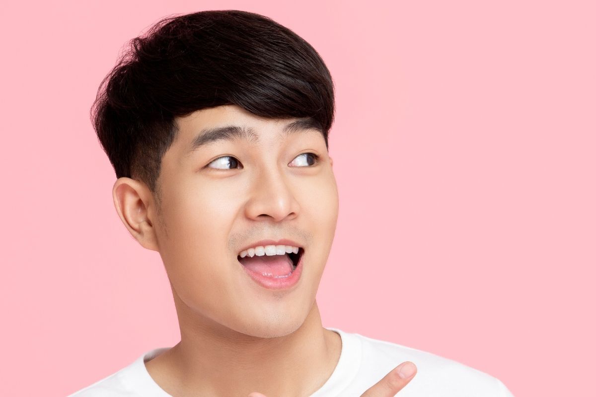 kiểu tóc undercut nam mái xéo 