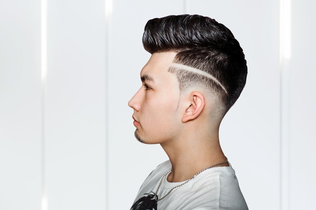 Kiểu tóc short quiff cạo fade mờ dần hai bên