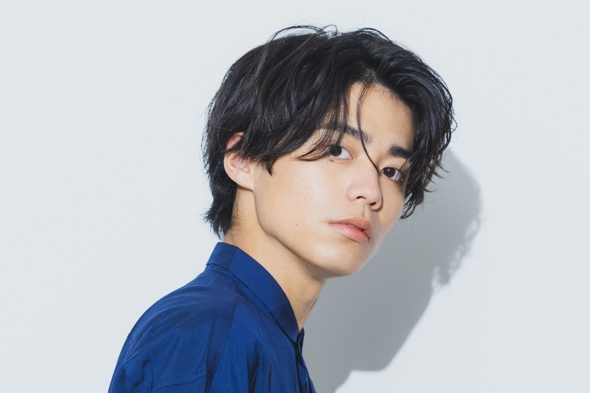 Tóc layer nam ngắn cắt theo kiểu Nhật uốn nhẹ phần tóc mái