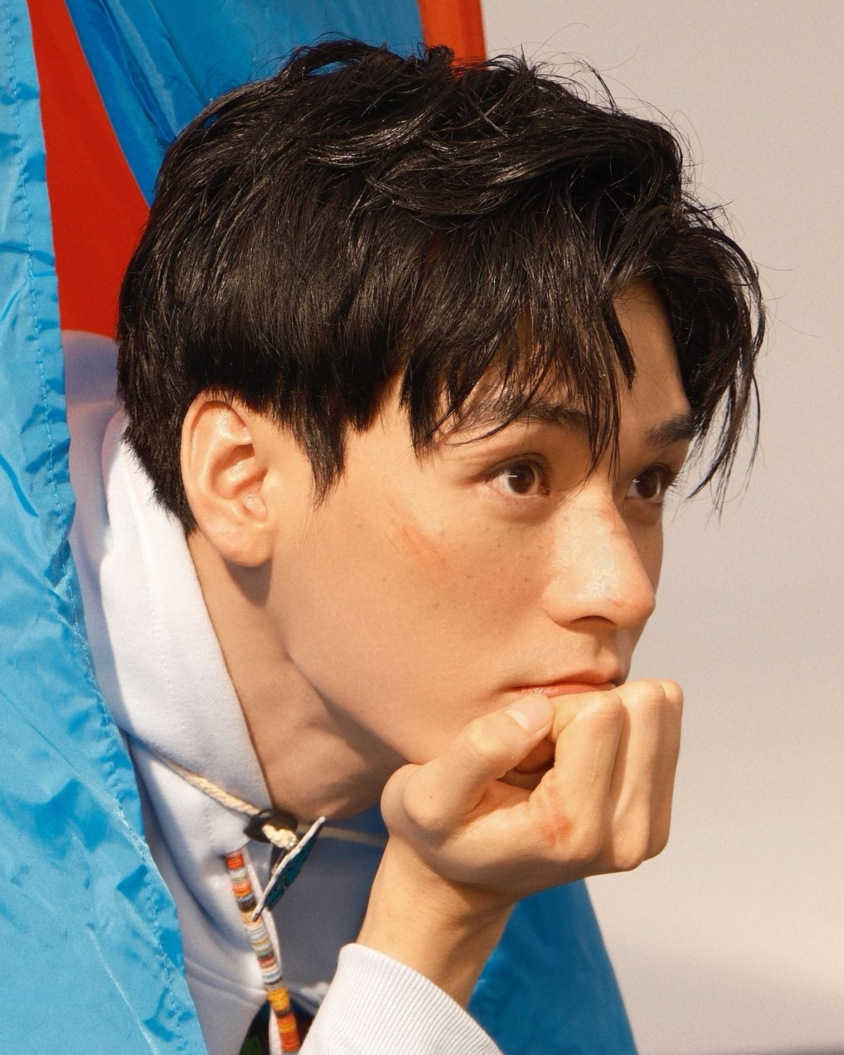  Tóc layer nam ngắn tỉa vuốt rối