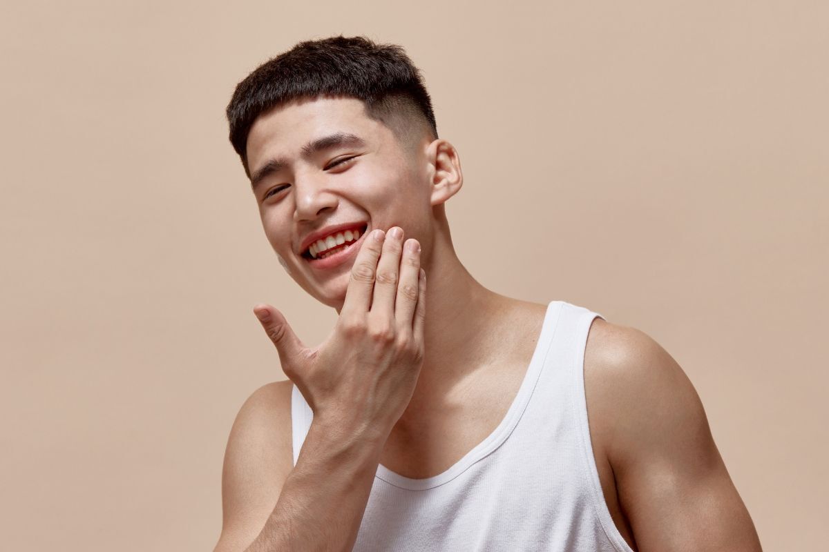 Tóc layer nam ngắn mái ngố 