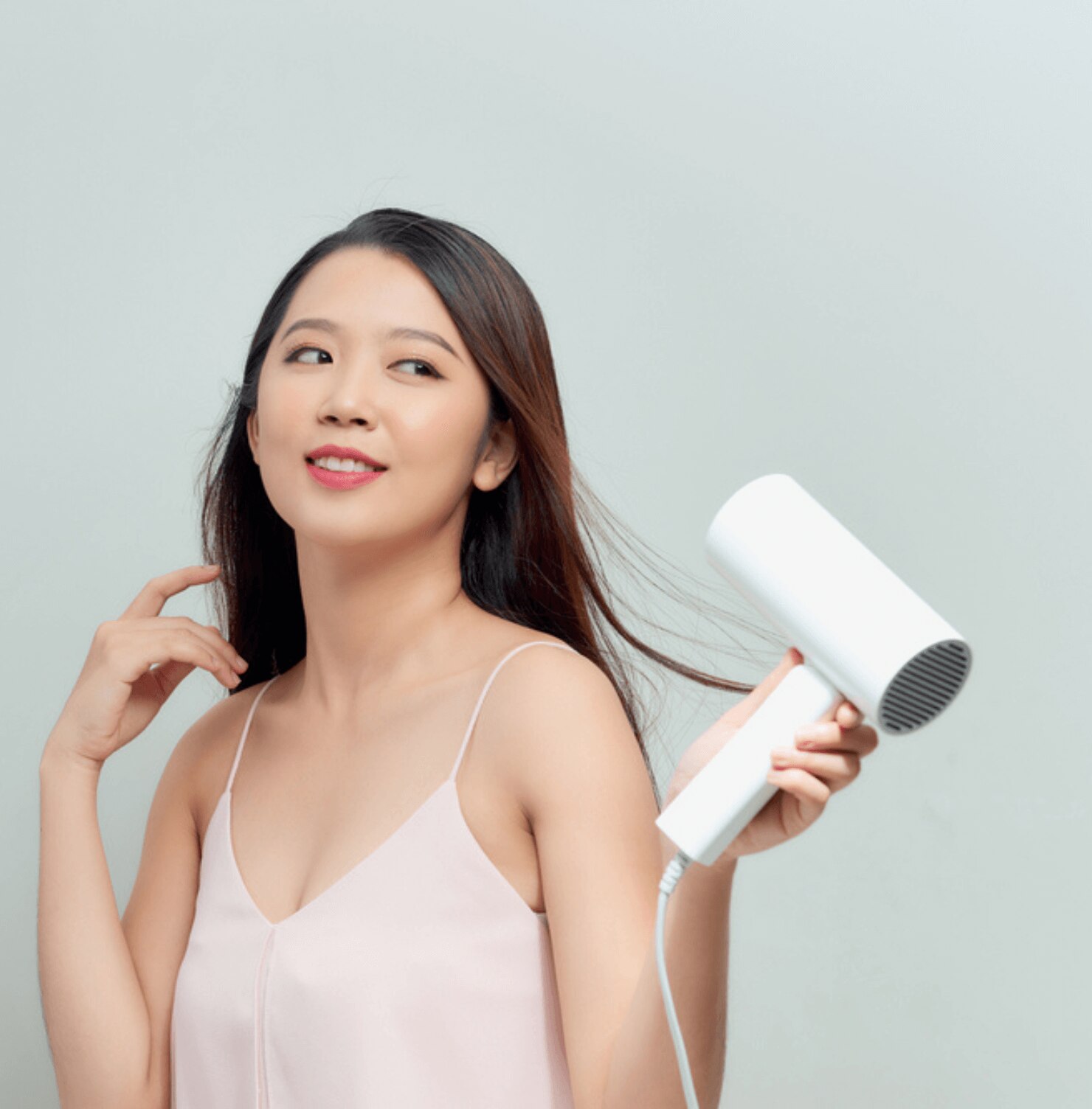 tóc bết cách để tóc không bết sử dụng máy sấy