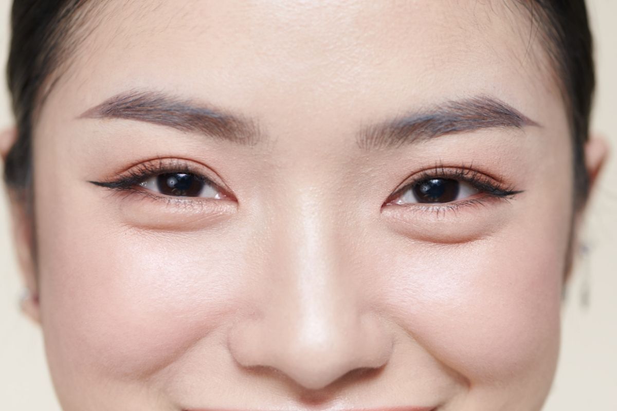 makeup tạo bọng mắt