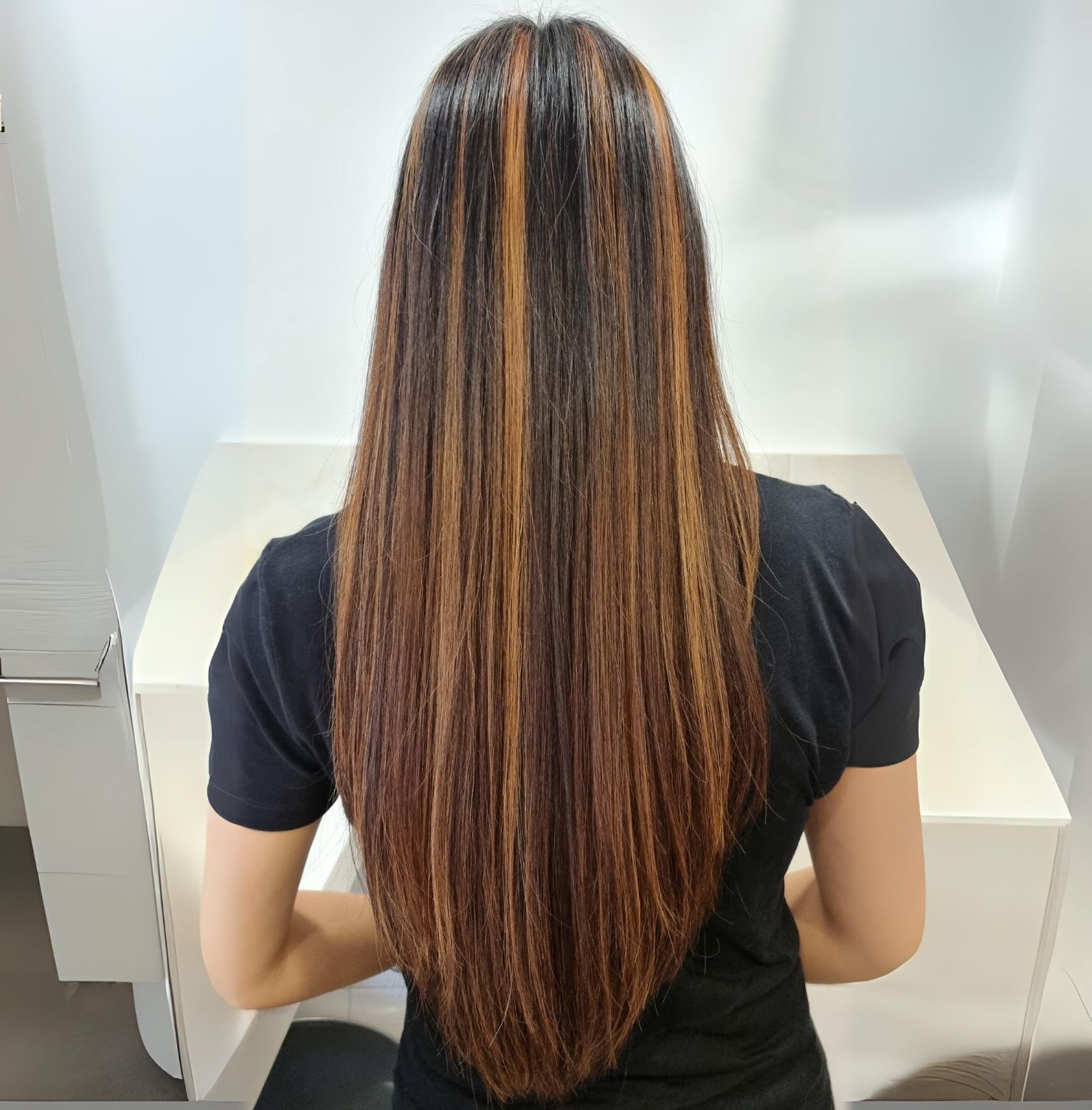 Tóc dài tỉa ngang bầu