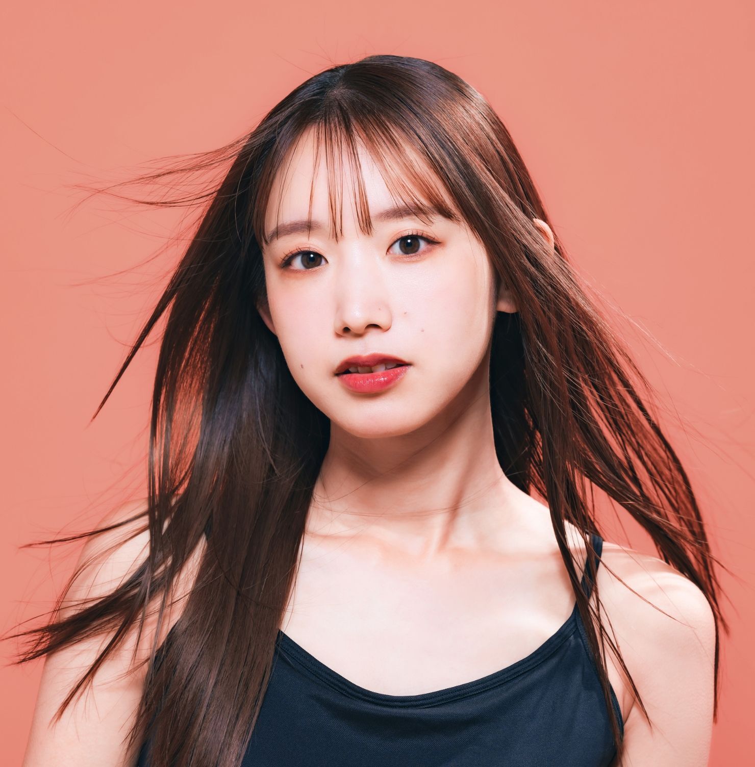 Tóc dài mái thưa 