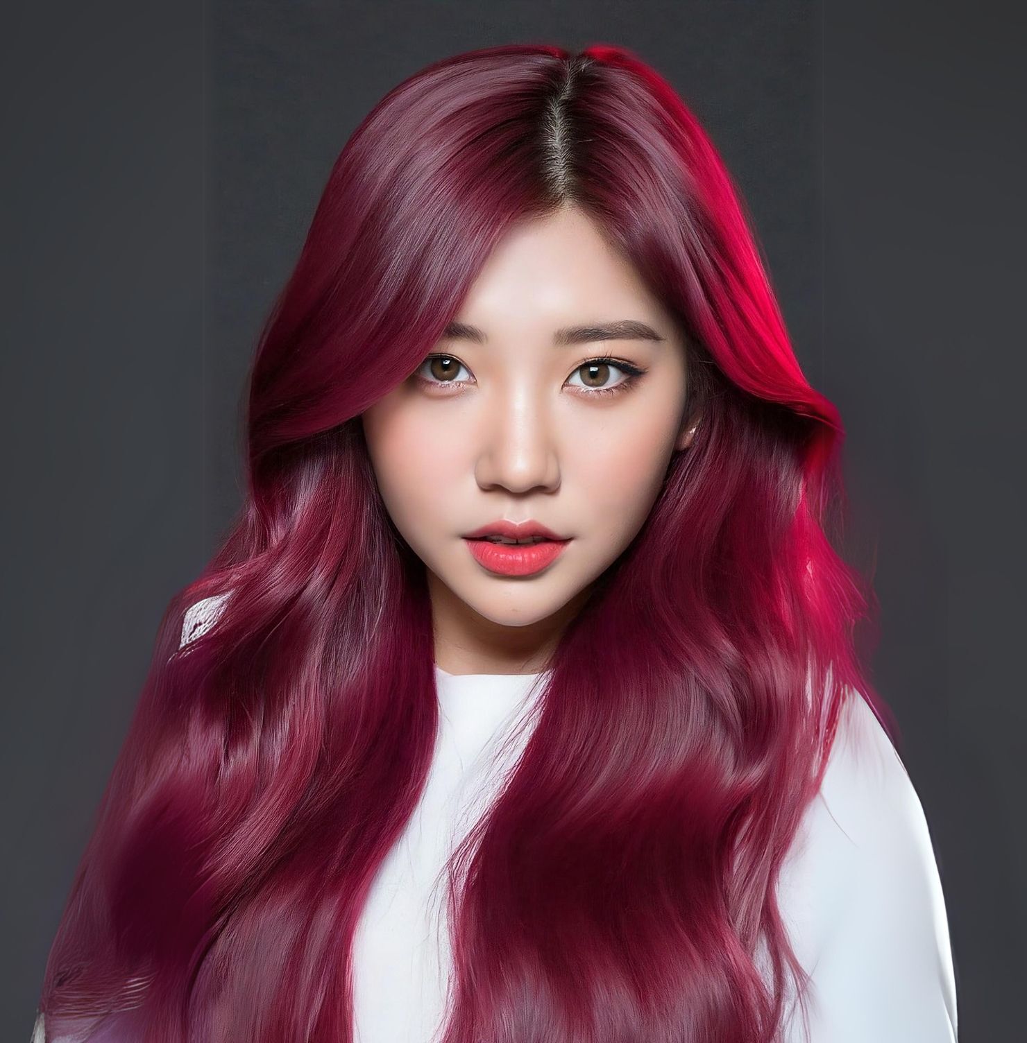 Tóc dài nhuộm màu phúc bồn tử