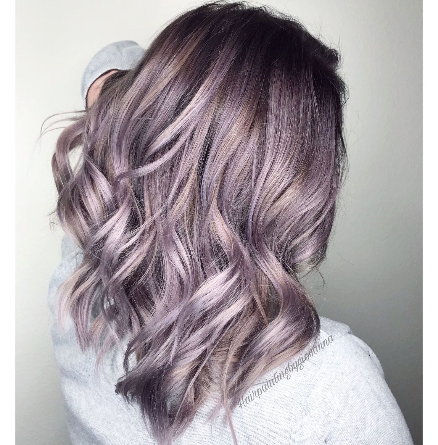 Tóc balayage màu tím khói