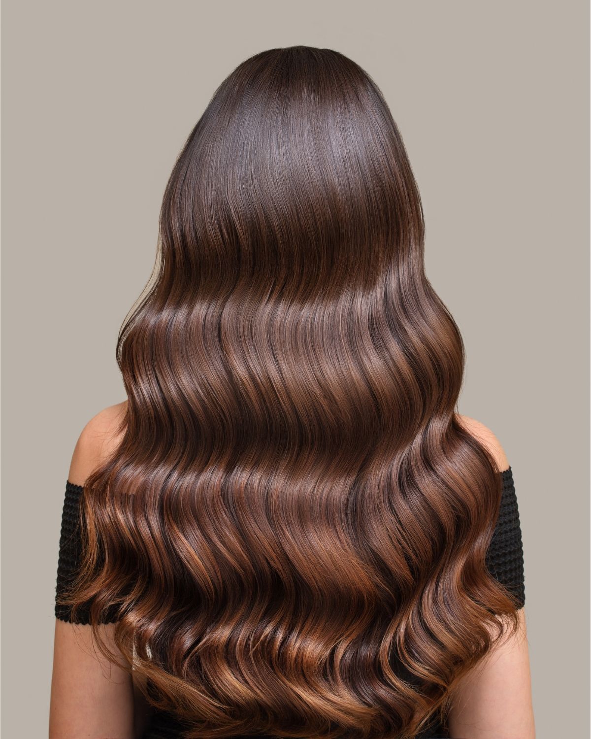 Kiểu tóc uốn gợn sóng to 2024