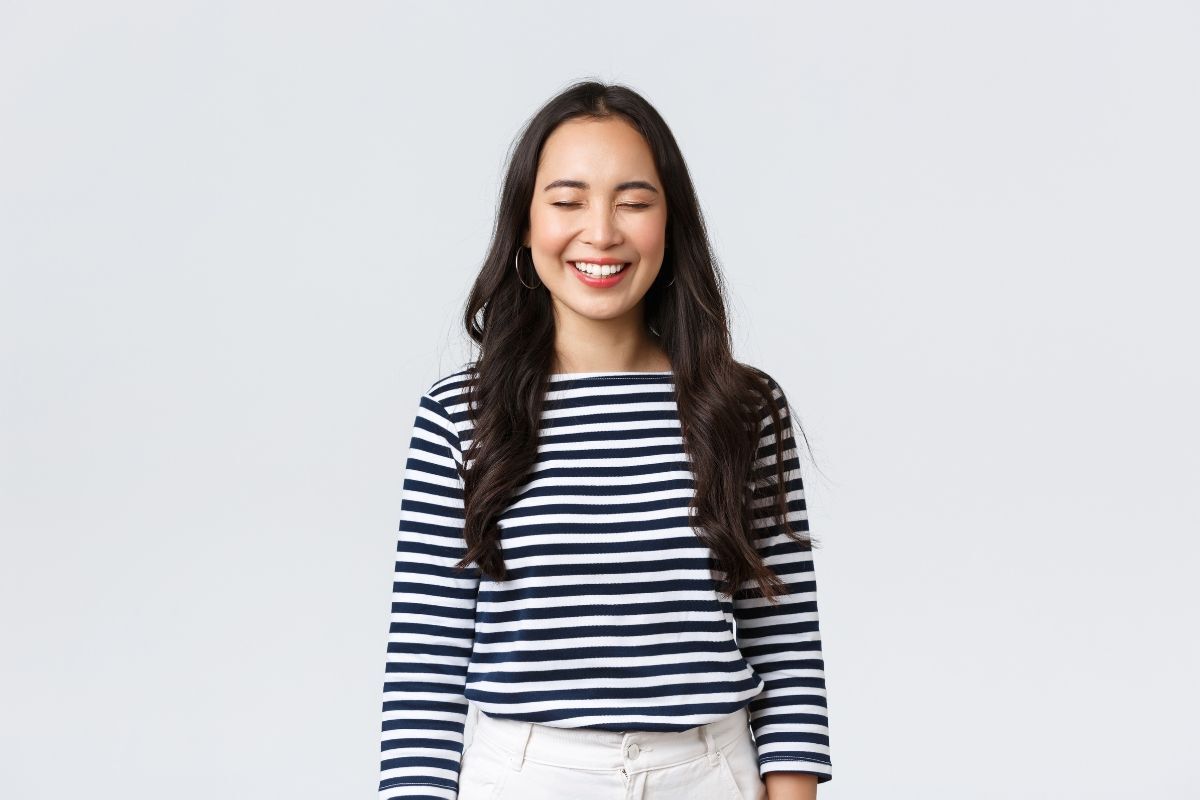 Kiểu tóc dài uốn đuôi 2024