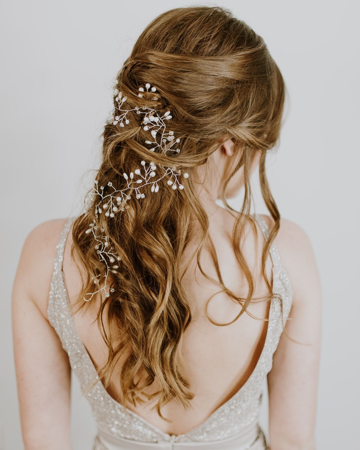 Kiểu tóc uốn truyền thống 2024