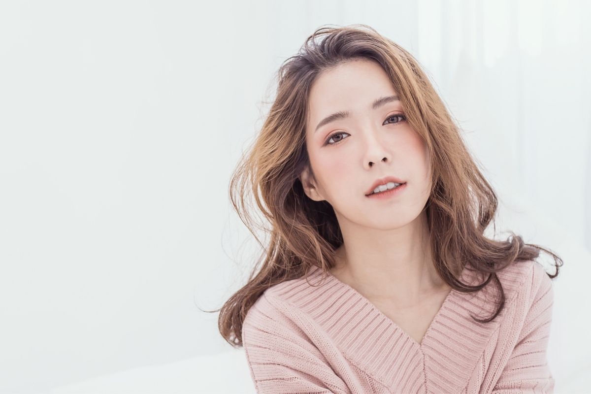 tóc nâu vàng đẹp và những lưu ý trước khi nhuộm