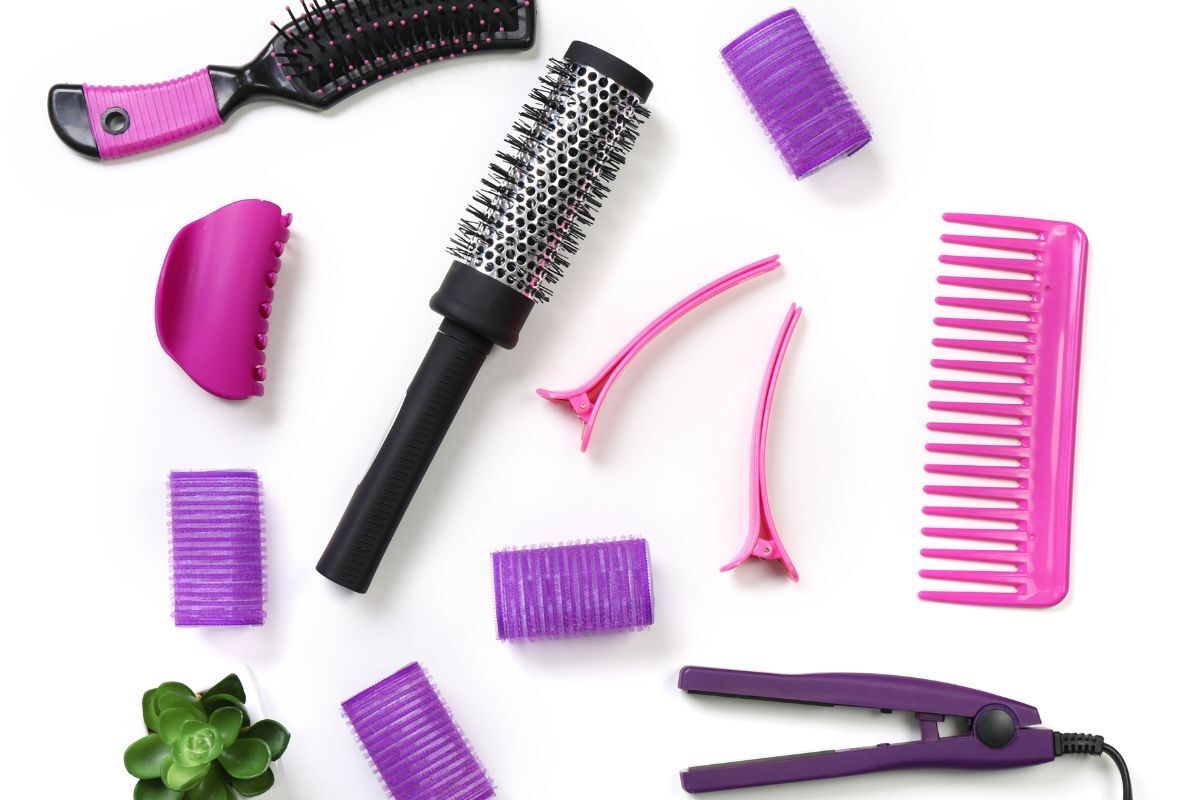 uon phong chan toc bang kep mai