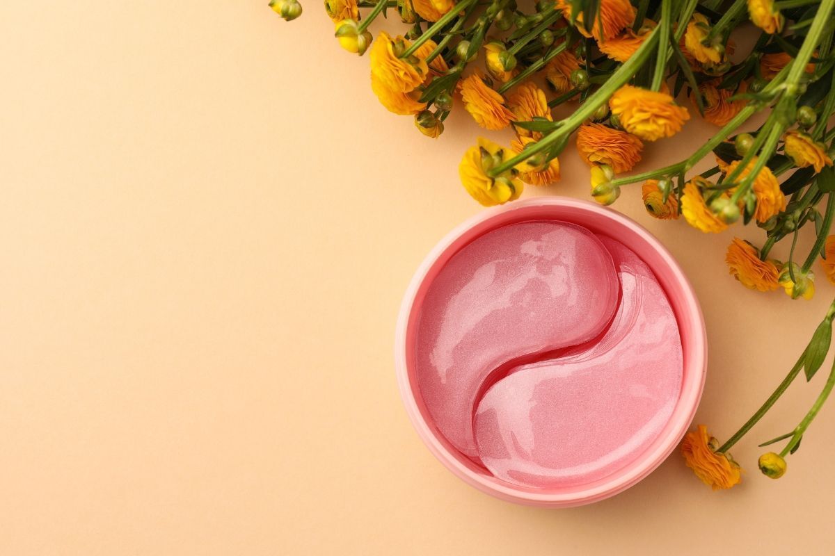 chăm sóc da mùa đông dưỡng da vùng mắt