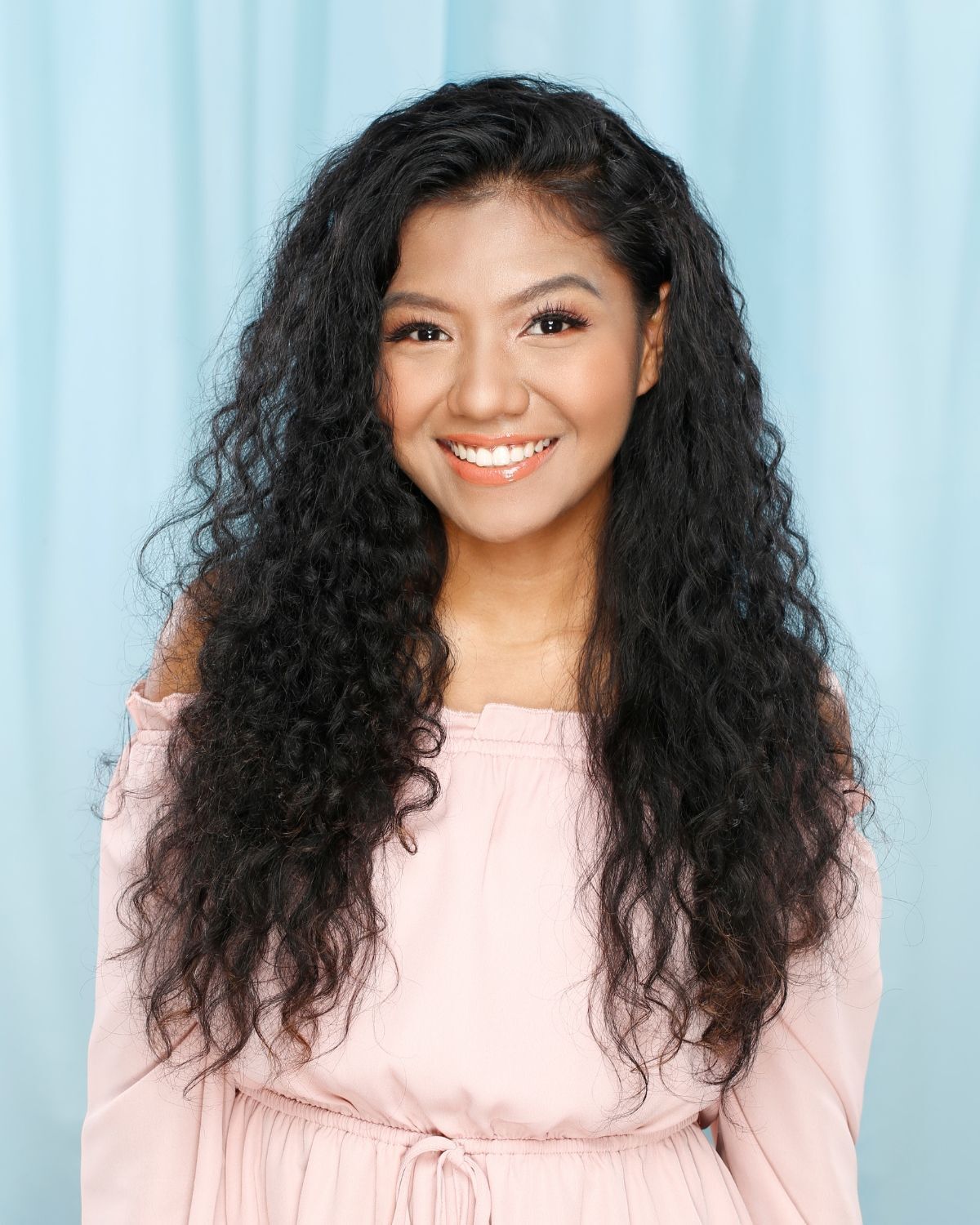 Kiểu tóc dài 2024 phong cách hippie 