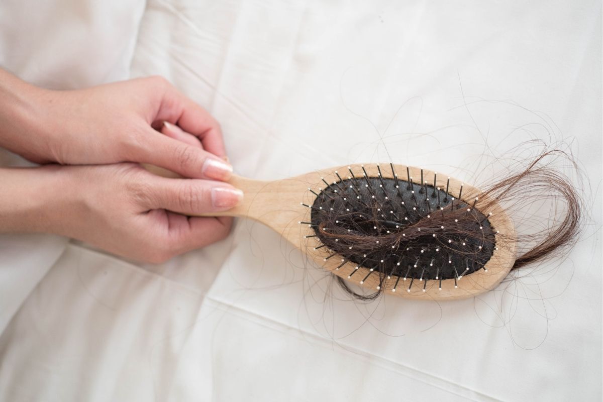 Nguyên nhân tóc mọc chậm từ bên trong