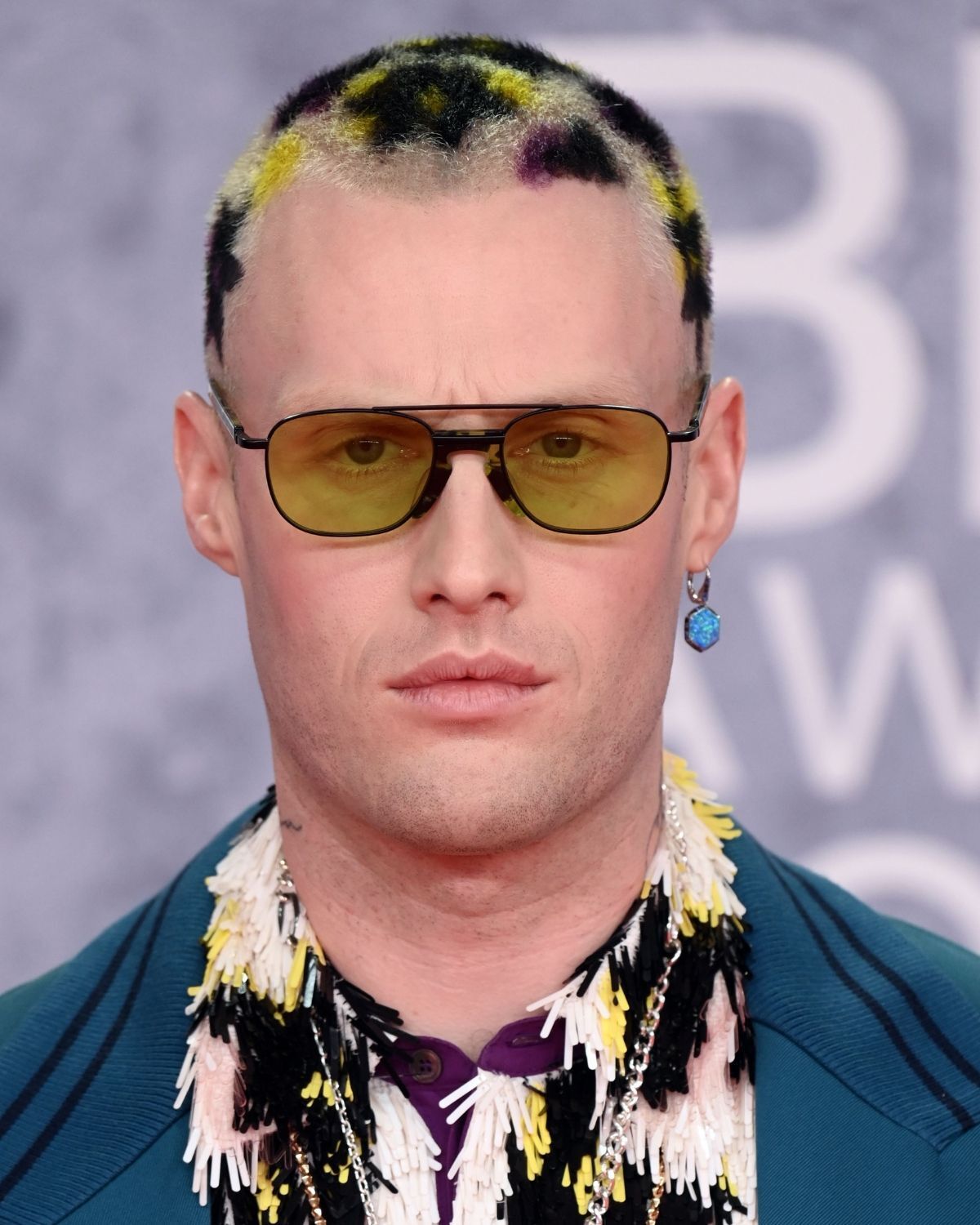 Tóc nhuộm hoạ tiết phá cách