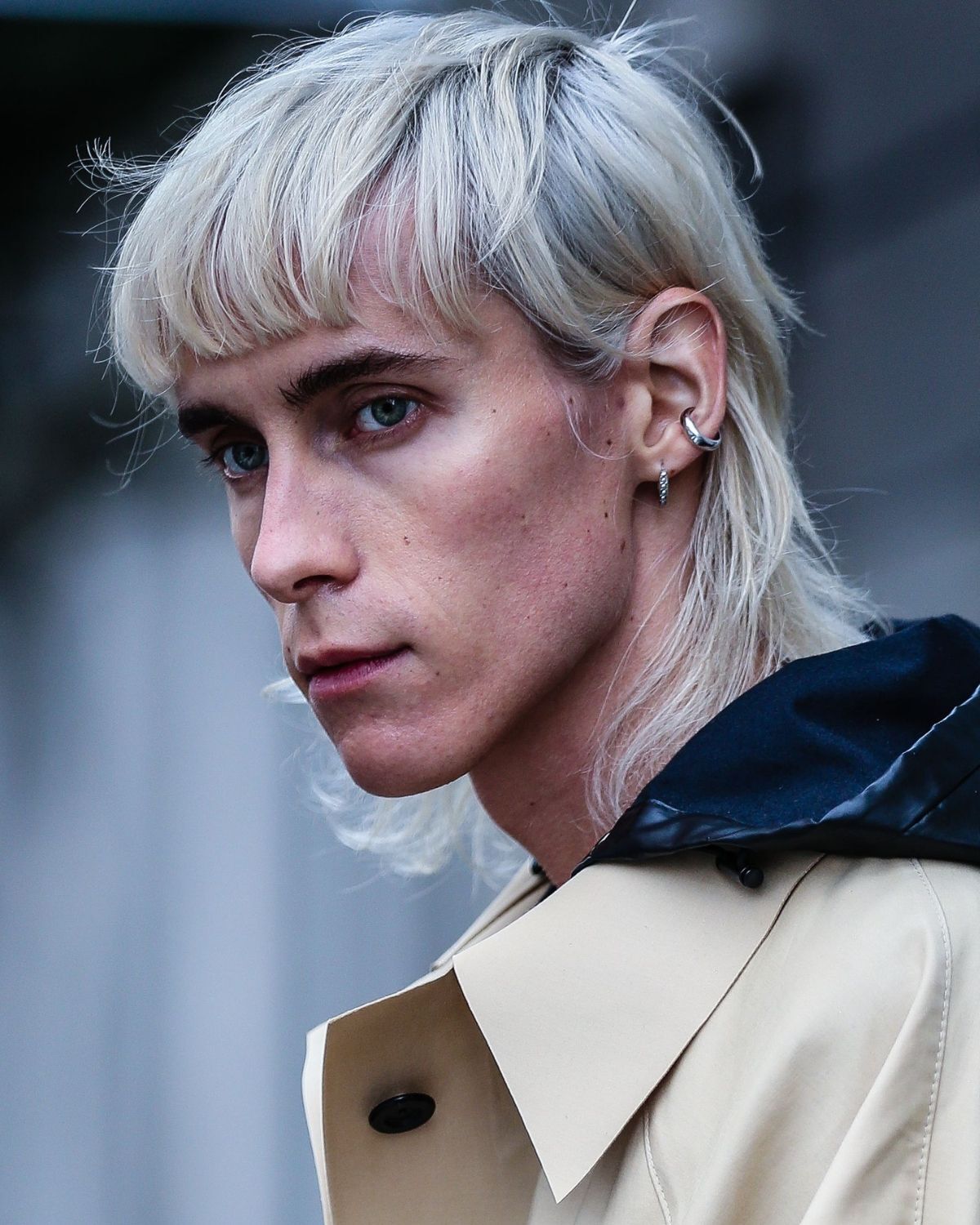 Màu tóc nam đẹp 2024: Xám khói