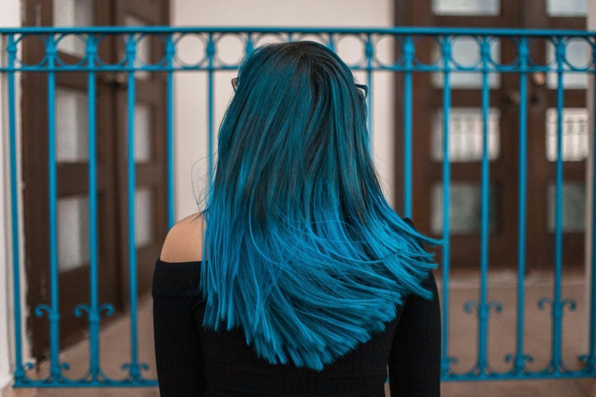 Màu xanh đen là màu gì?