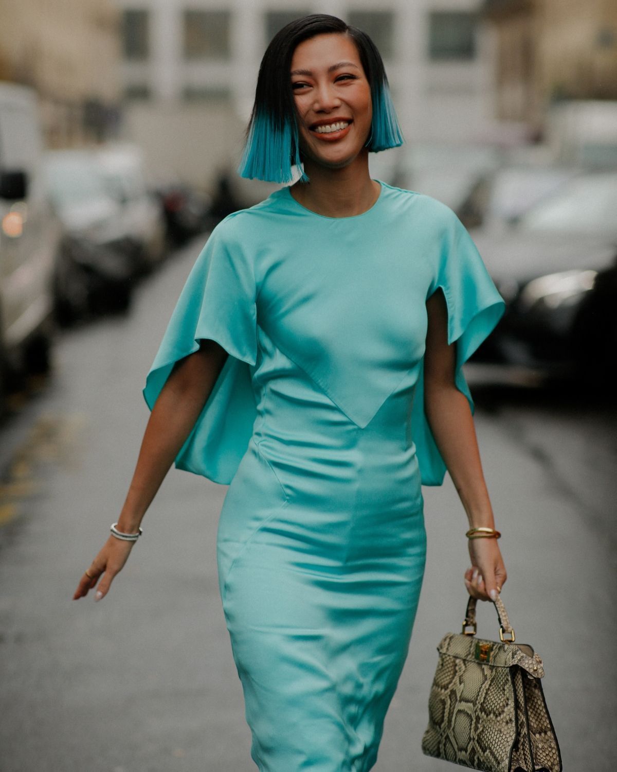 Màu nhuộm xanh đen ombre