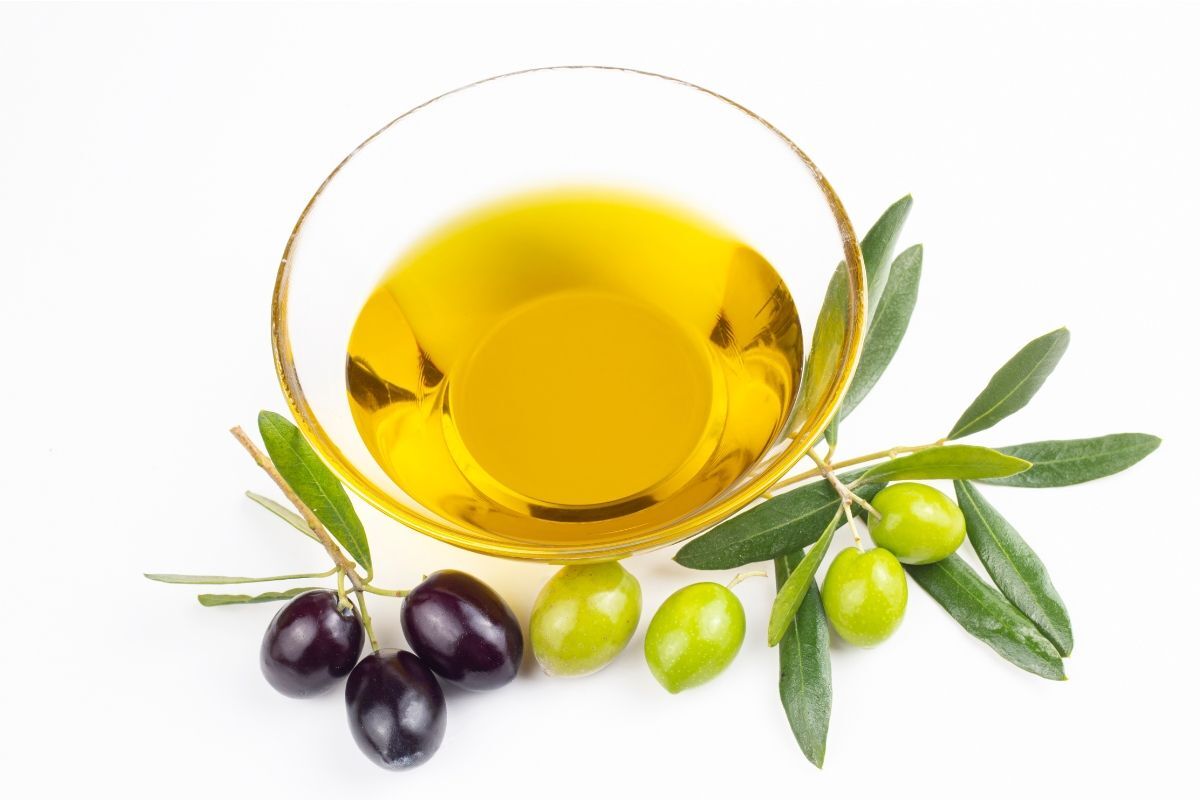 cách sử dụng dầu dừa cho tóc mọc nhanh