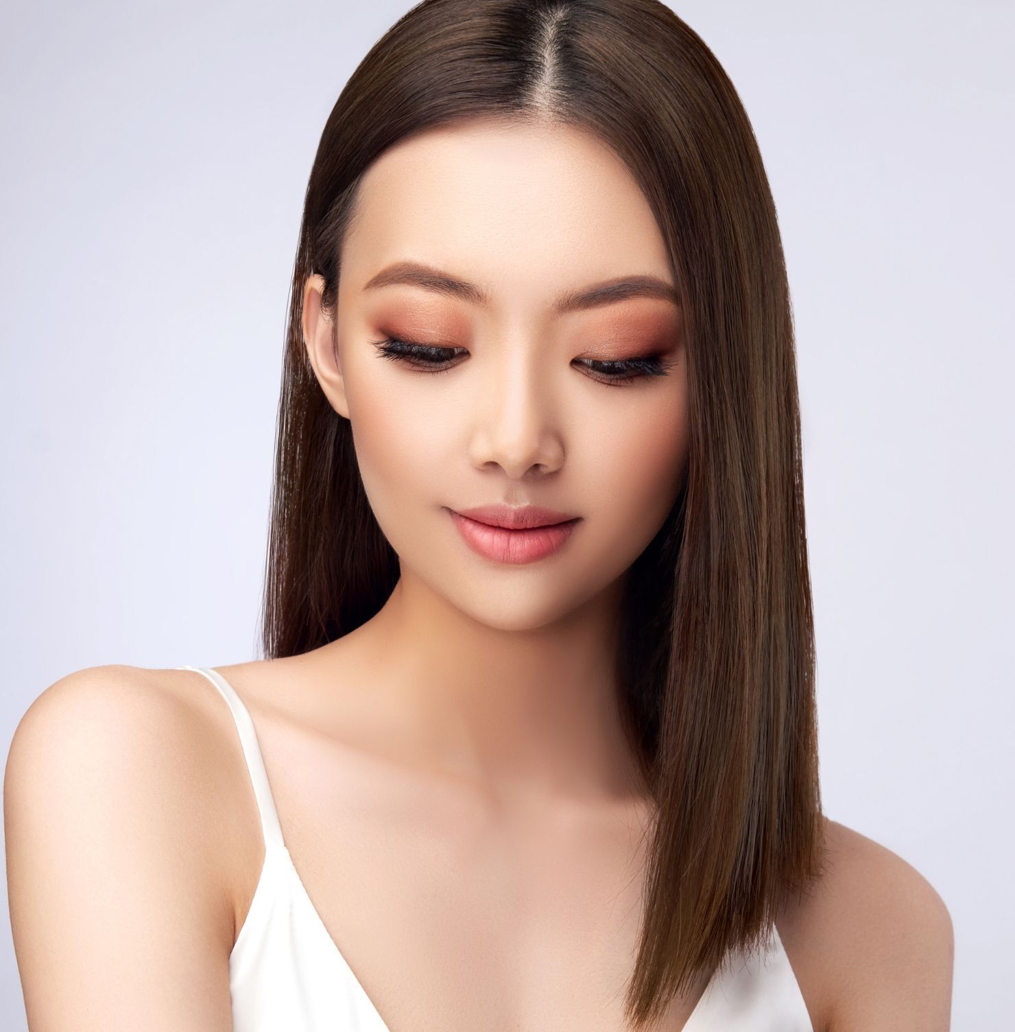 Kiểu tóc ngang vai ép thẳng