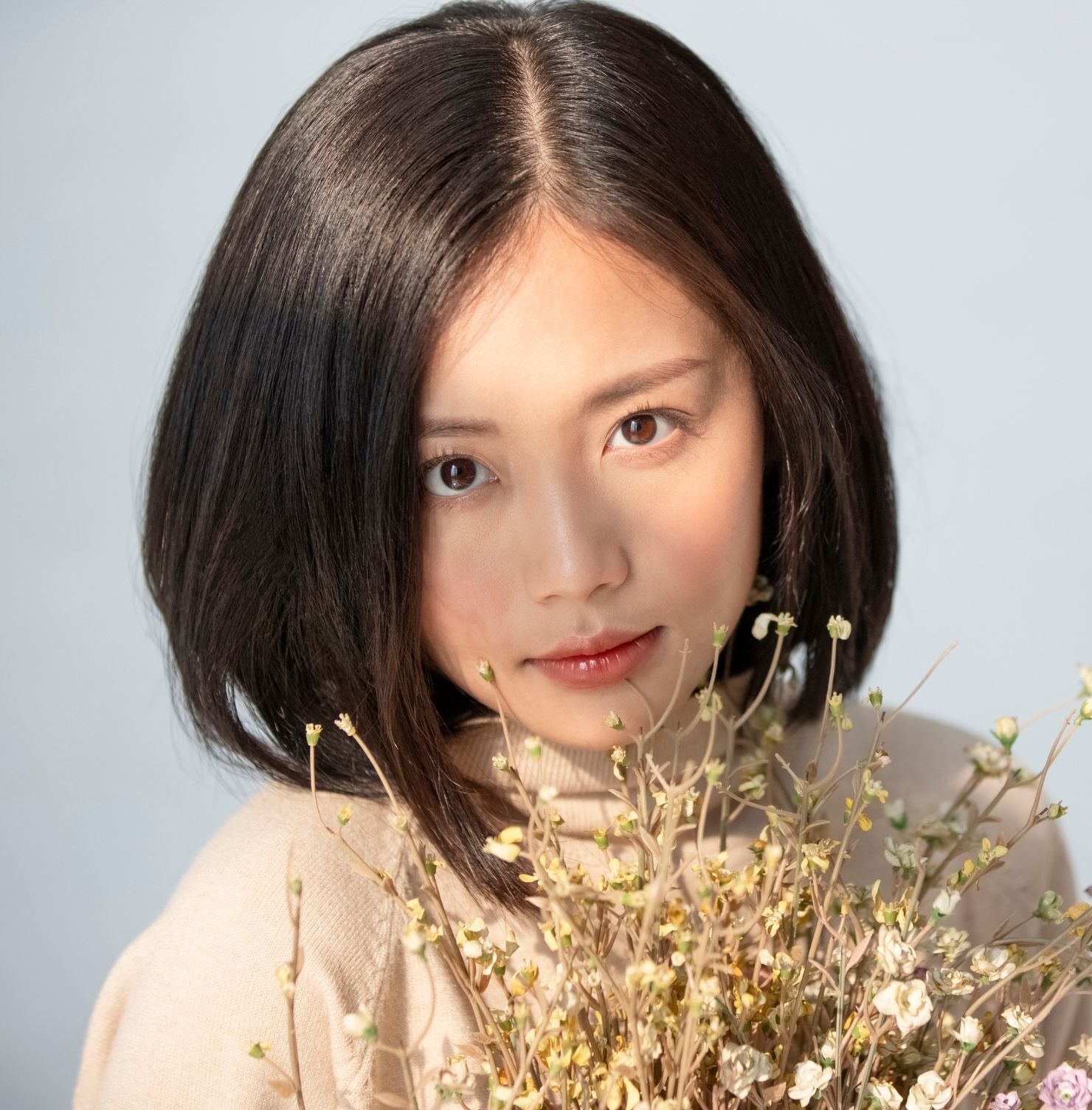 Tóc bob duỗi ngang vai