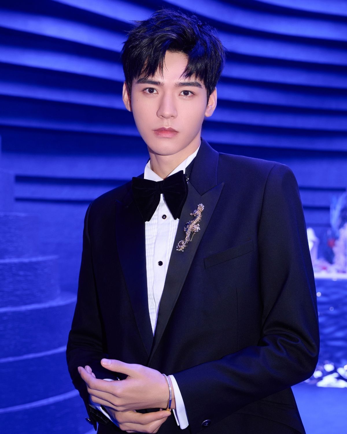 Tóc Two Block Layer cho nam mặt dài