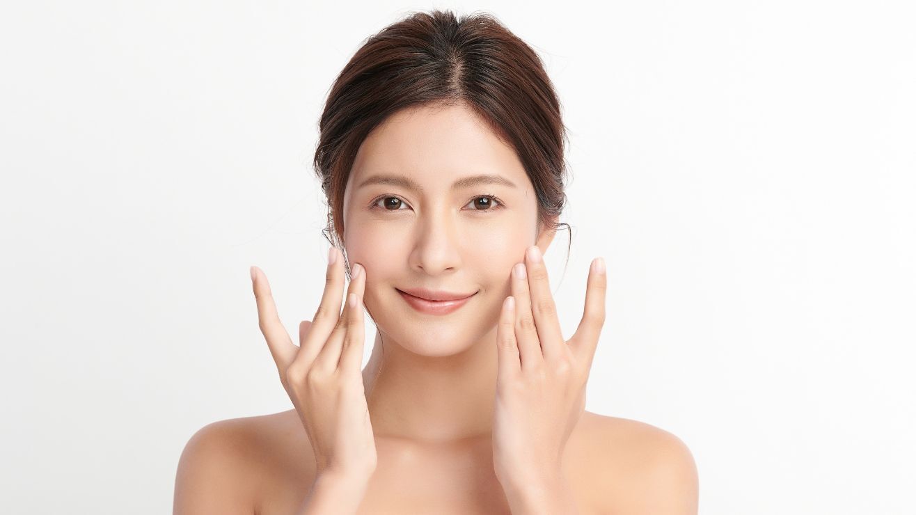 Cách dùng dầu tẩy trang 