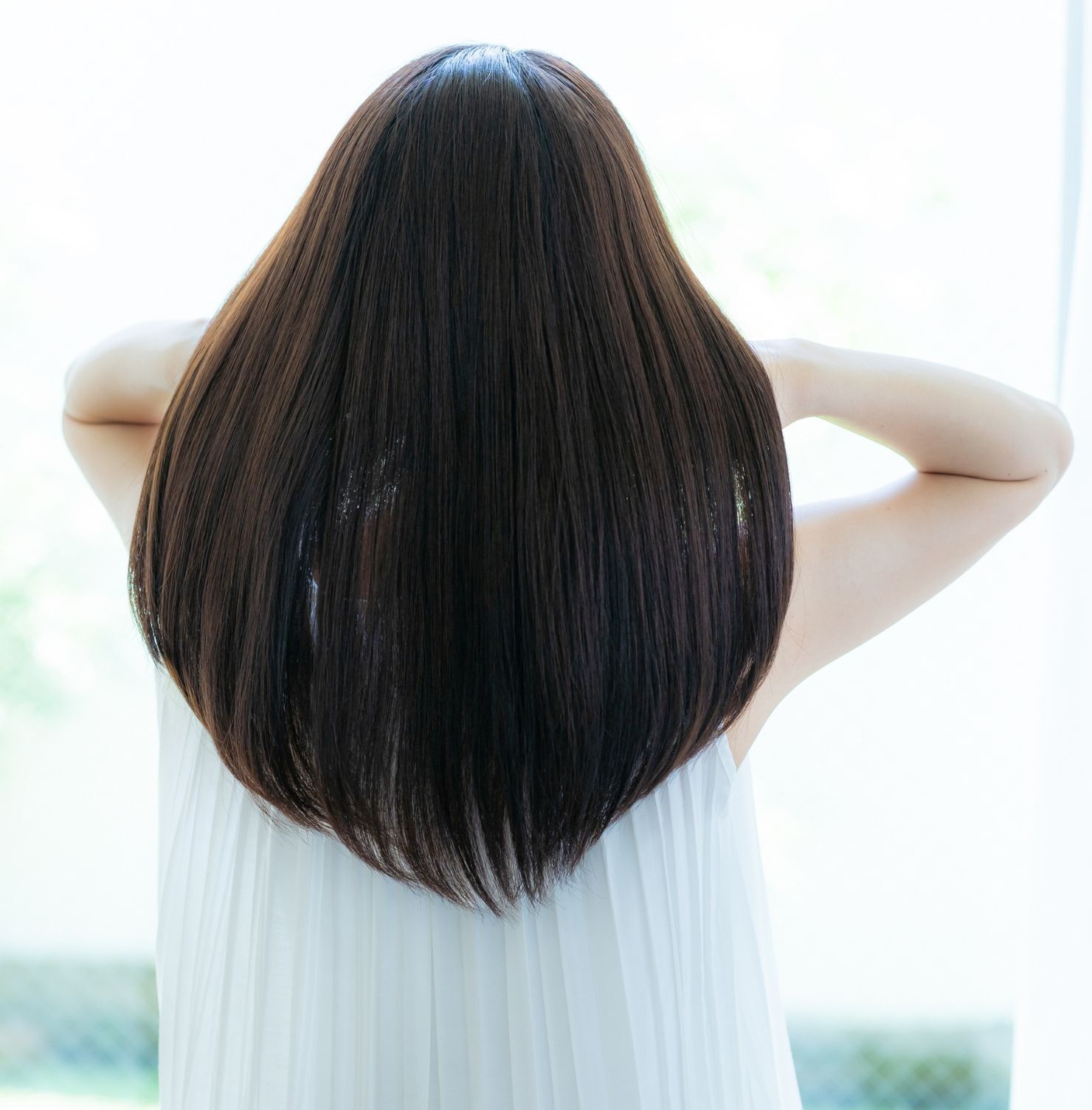 Tóc lá bầu tỉa nhọn đuôi