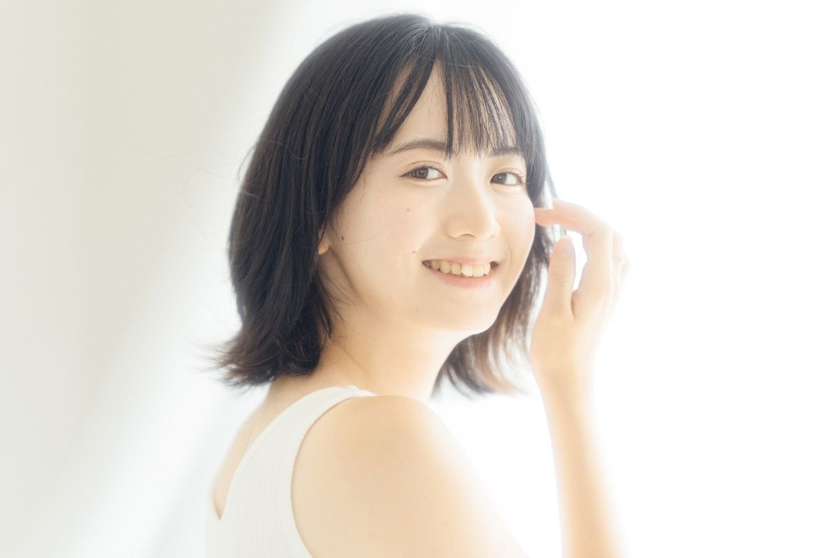 Tóc ngắn uốn lạnh vểnh đuôi