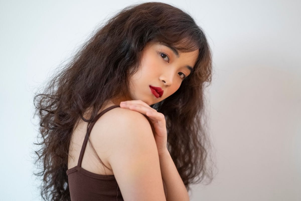 Uốn lạnh xù mì nữ tính