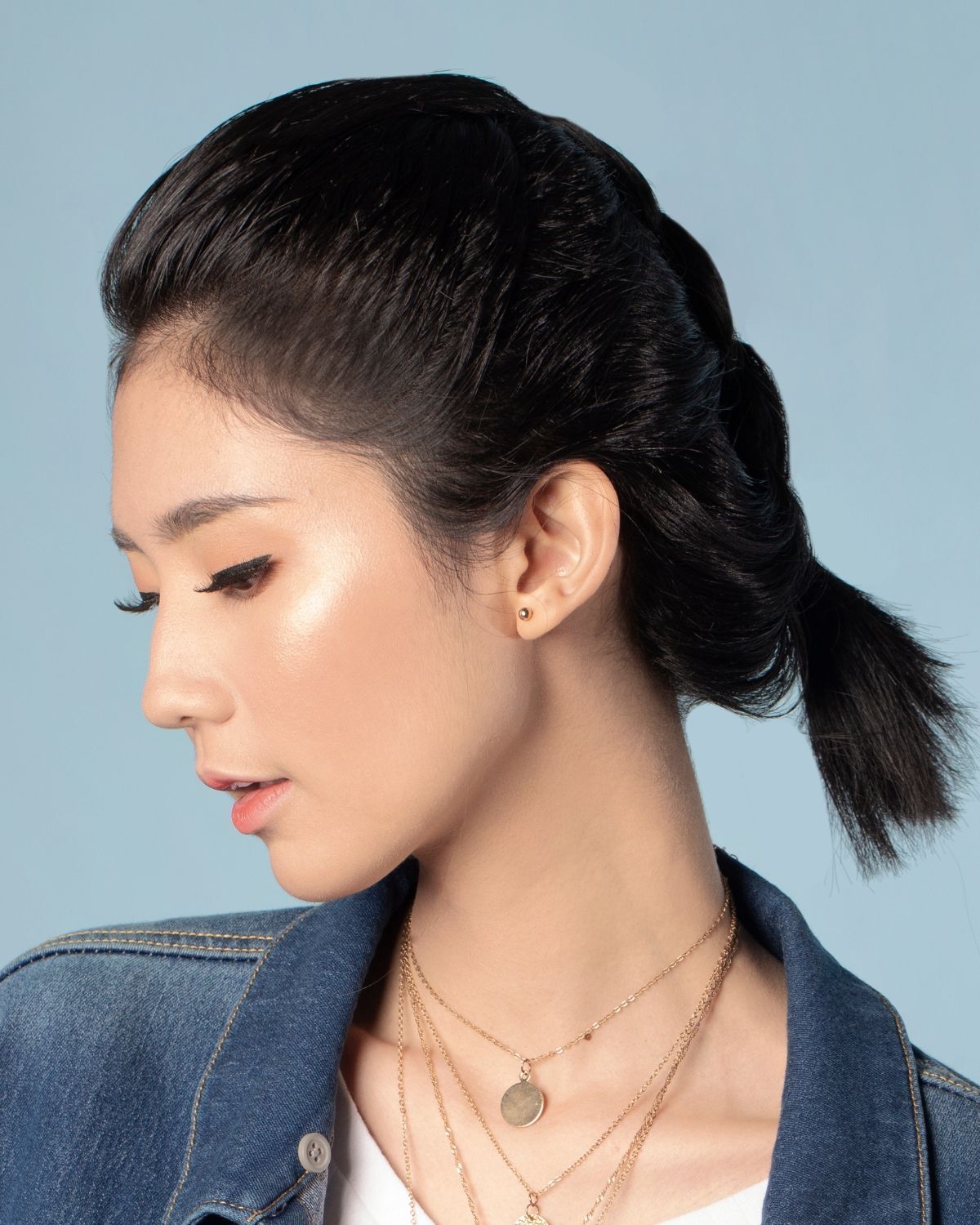 Cách buộc tóc ngắn mái phồng