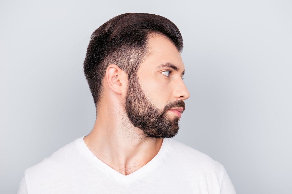 Tóc layer nam cạo 2 bên dài