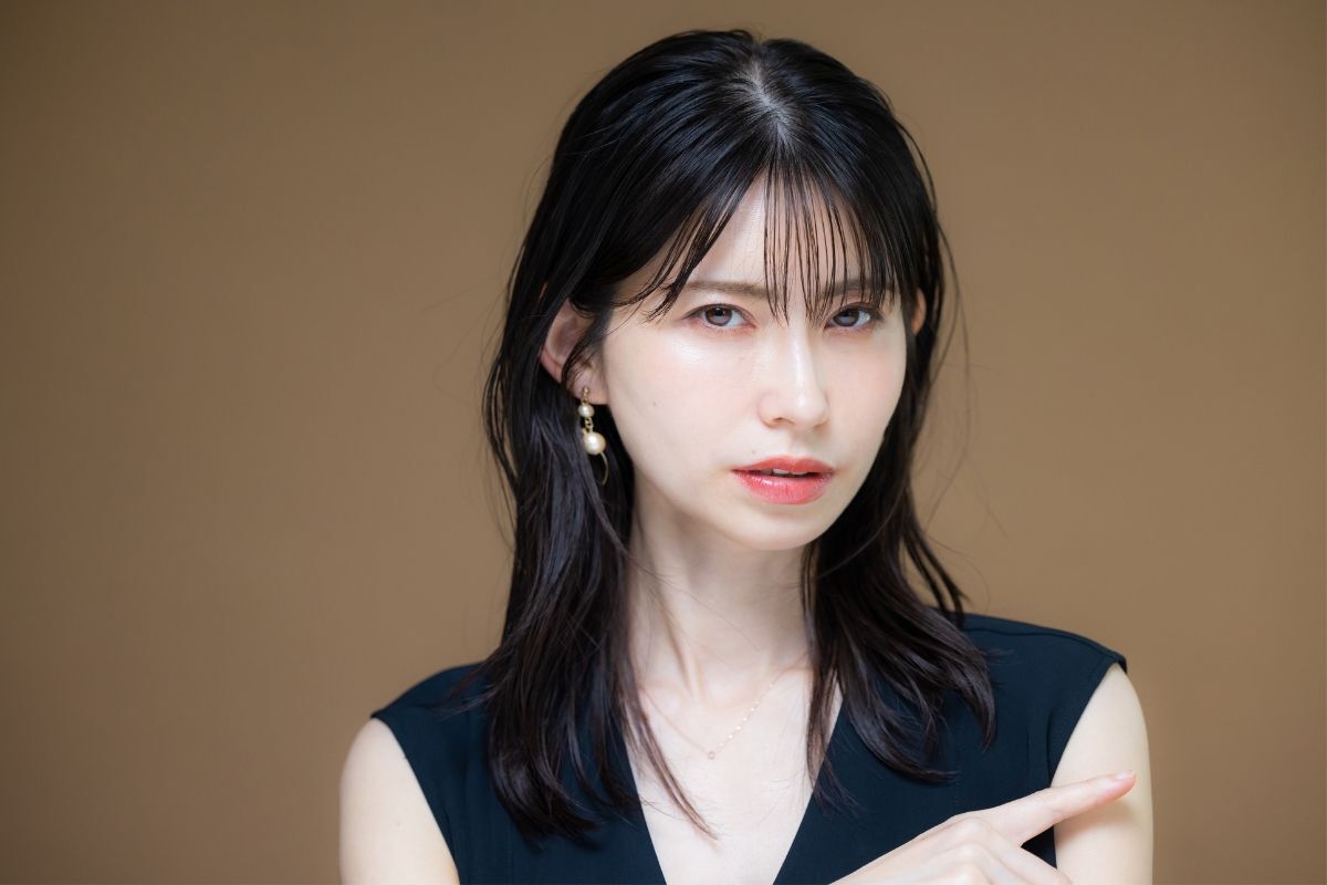 Tóc layer medium length mái bằng