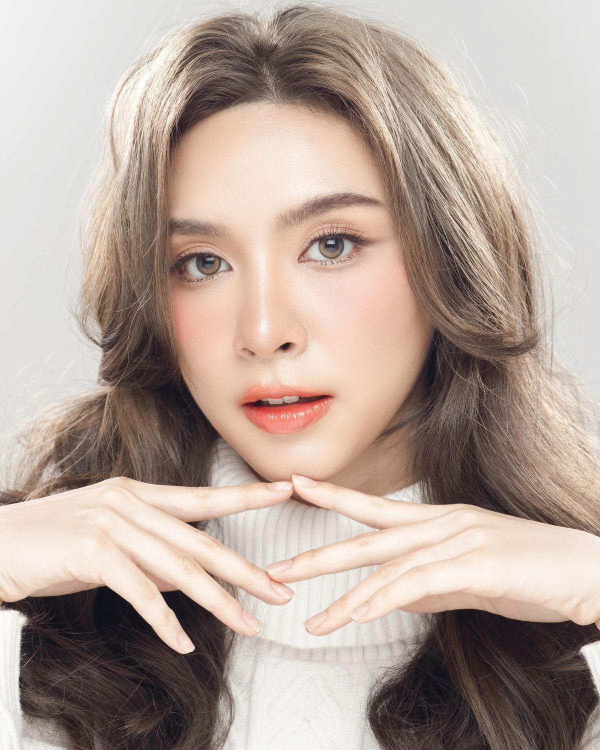 Tóc layer medium length mái bay uốn