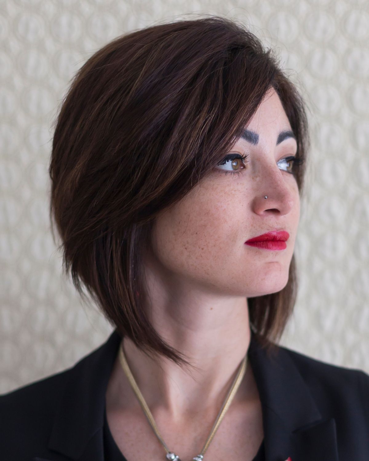 Tóc chiếc lá lai tóc bồ câu