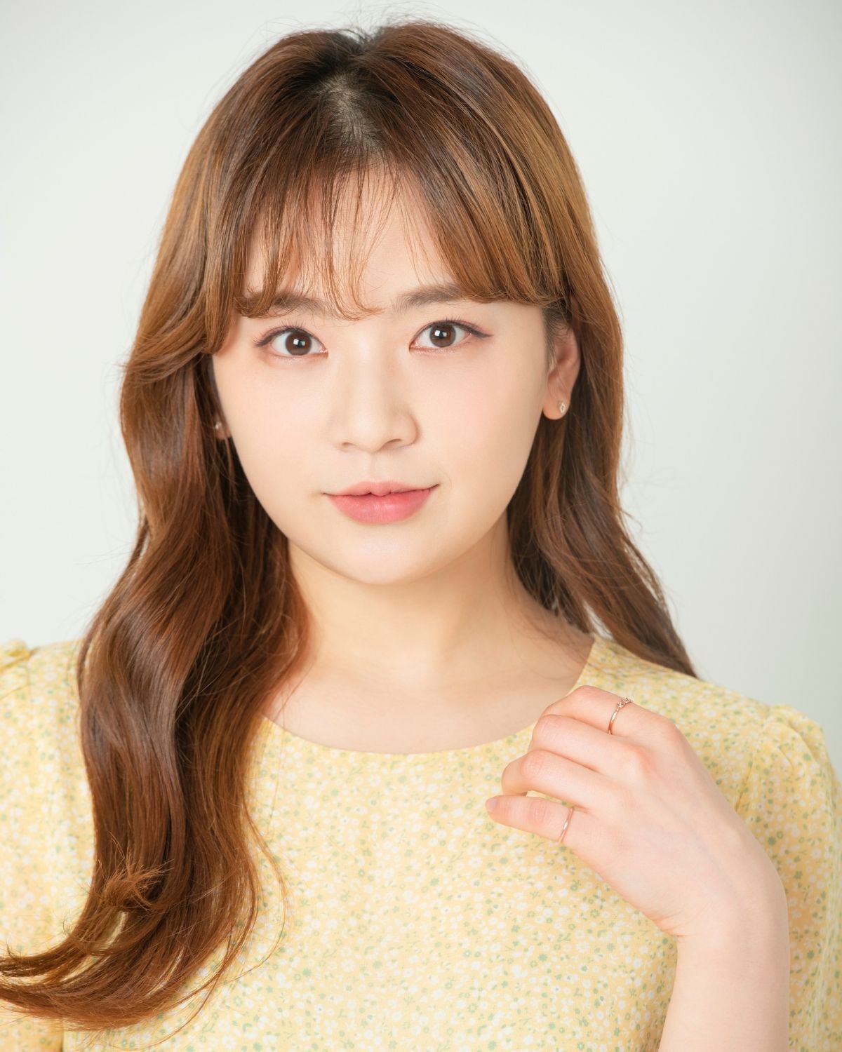 Màu tóc hot 2024 nâu vàng