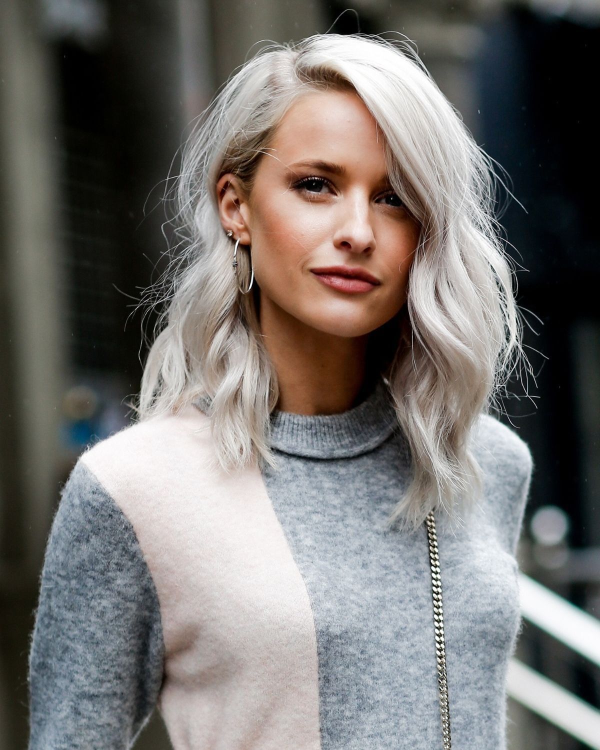 Màu tóc hot 2024 bạch kim