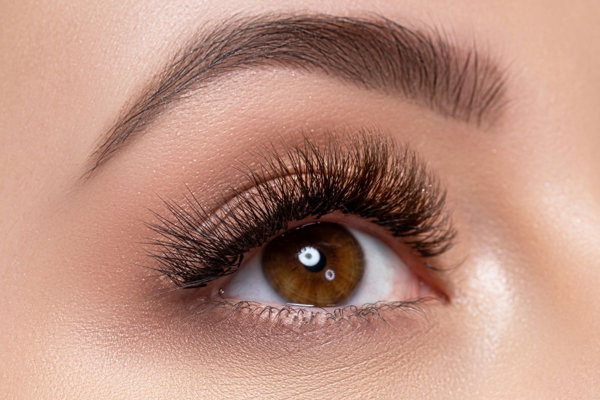 màu phấn mắt cho mắt nâu