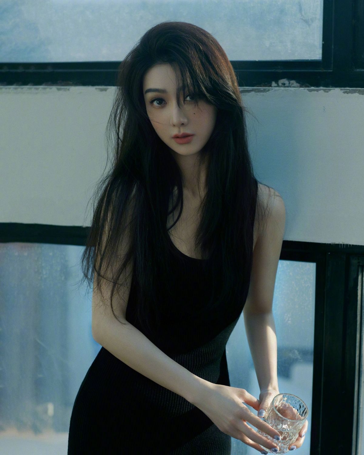 Tóc thẳng mái bay