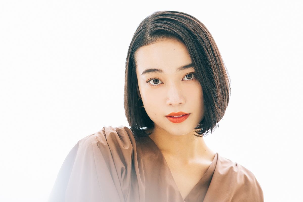 Tóc duỗi cúp phồng