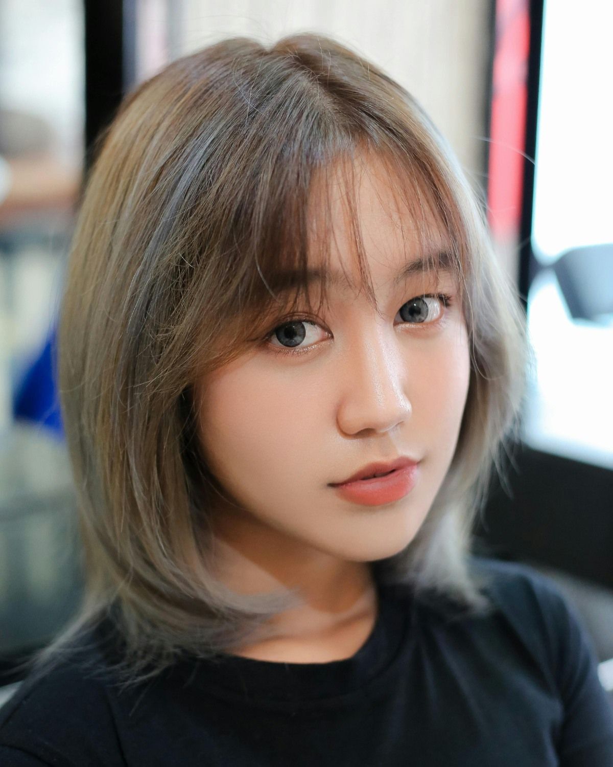 Tóc duỗi phồng ngang vai